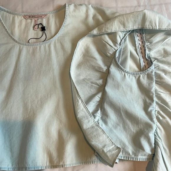BCBGeneration Ruffle Sleeve Crop Top Light Wash Size XS - Picture 7 of 9